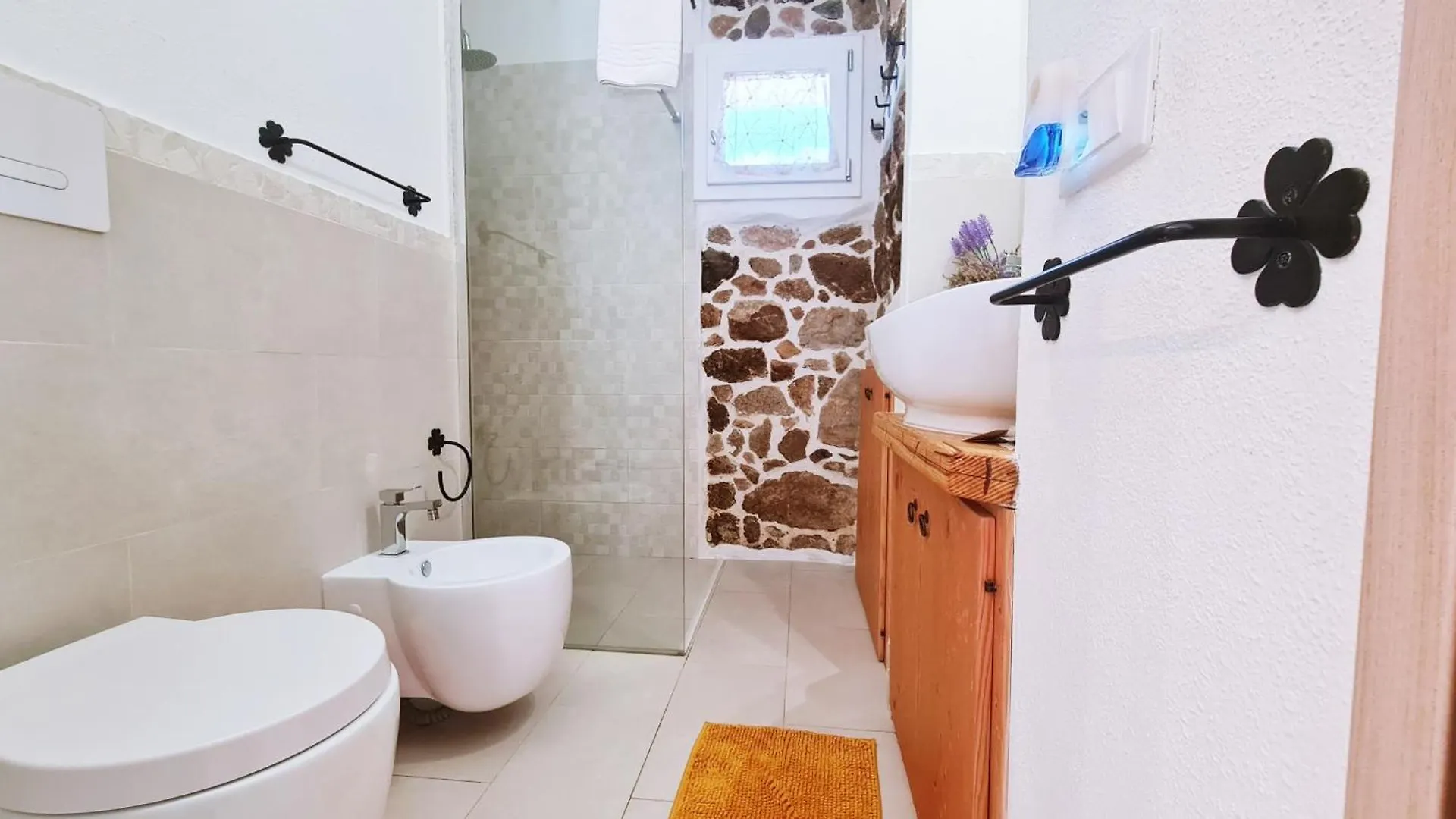 Holiday home Lo Stazzo Della Dottoressa Enas Italy